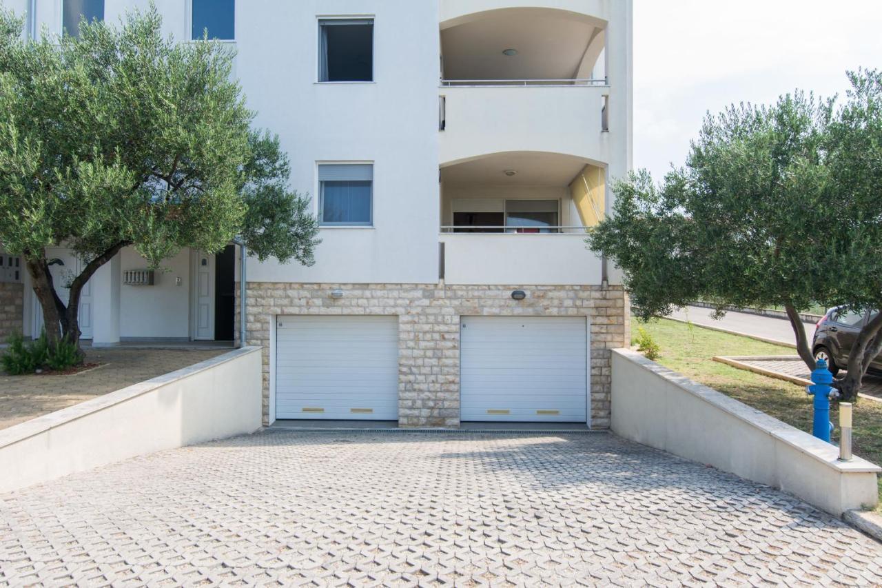 Apartment Jaspis Биоград на Мору Екстериор снимка