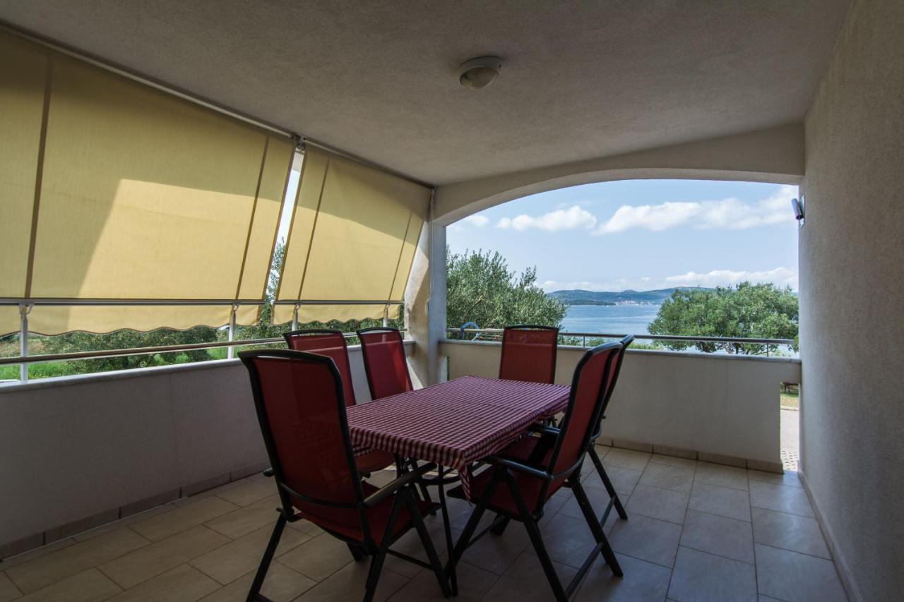 Apartment Jaspis Биоград на Мору Екстериор снимка